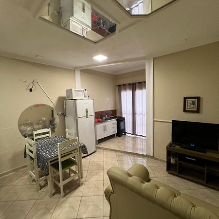 Apartamento Centro Apartment Убатуба Екстериор снимка